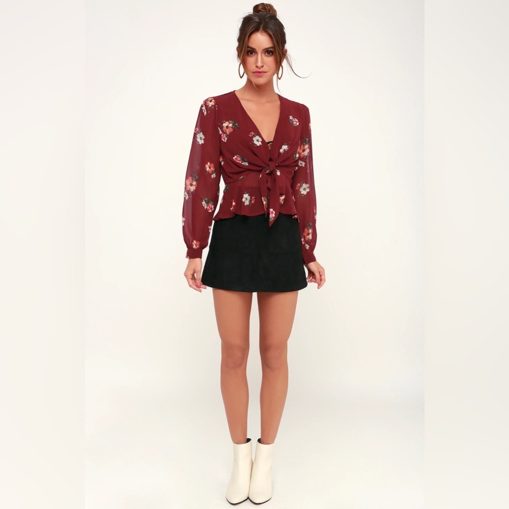 NWT ASTR the label Laney Burgundy Floral Print Long Sleeve Tie-Front Top